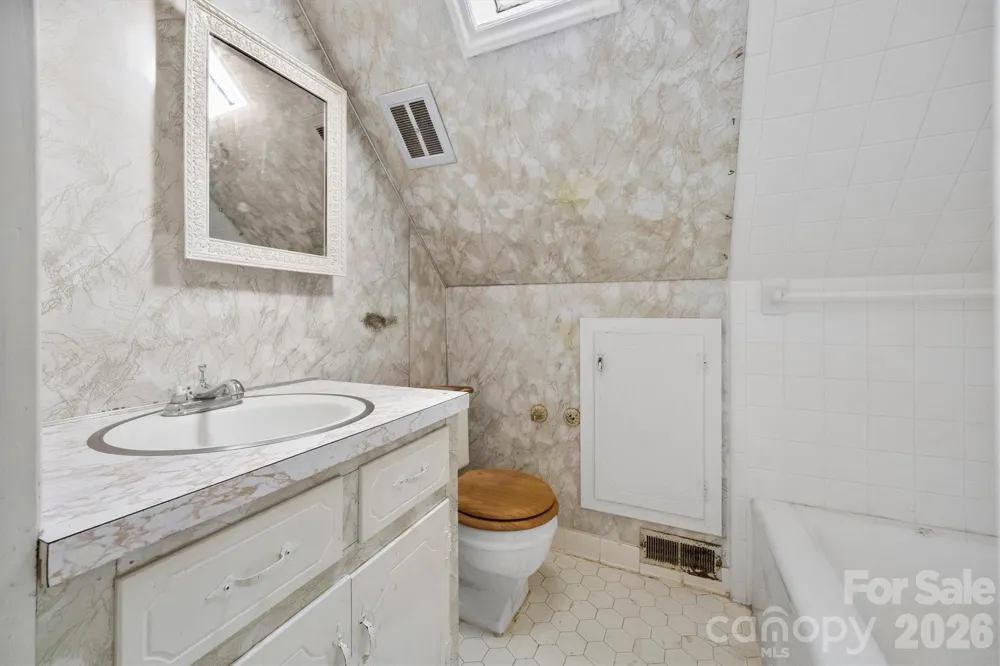 131 Baywatch Drive Mooresville, NC 28117