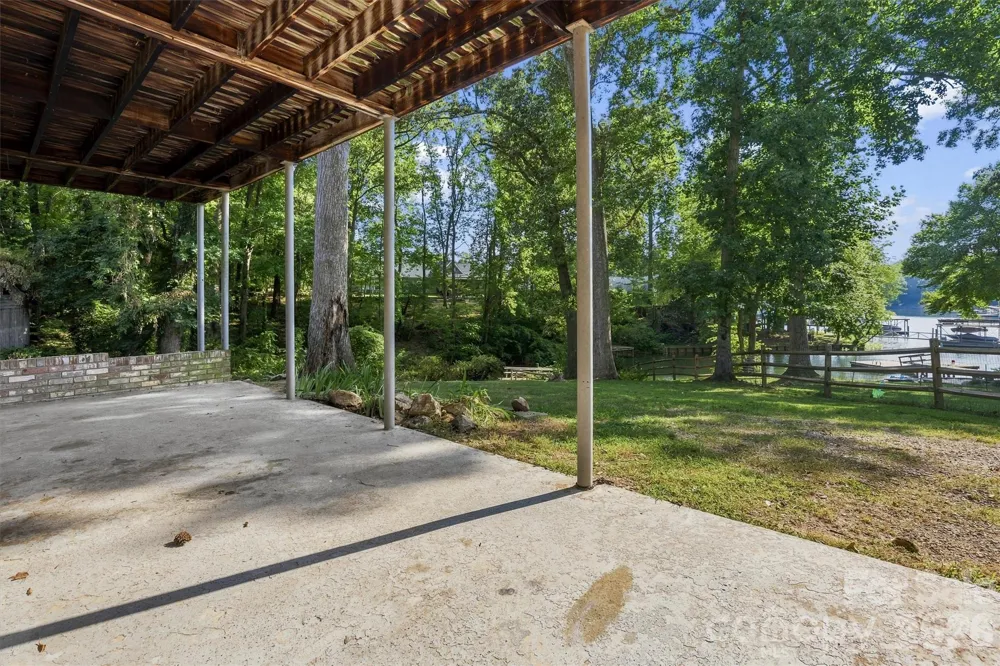 131 Baywatch Drive Mooresville, NC 28117