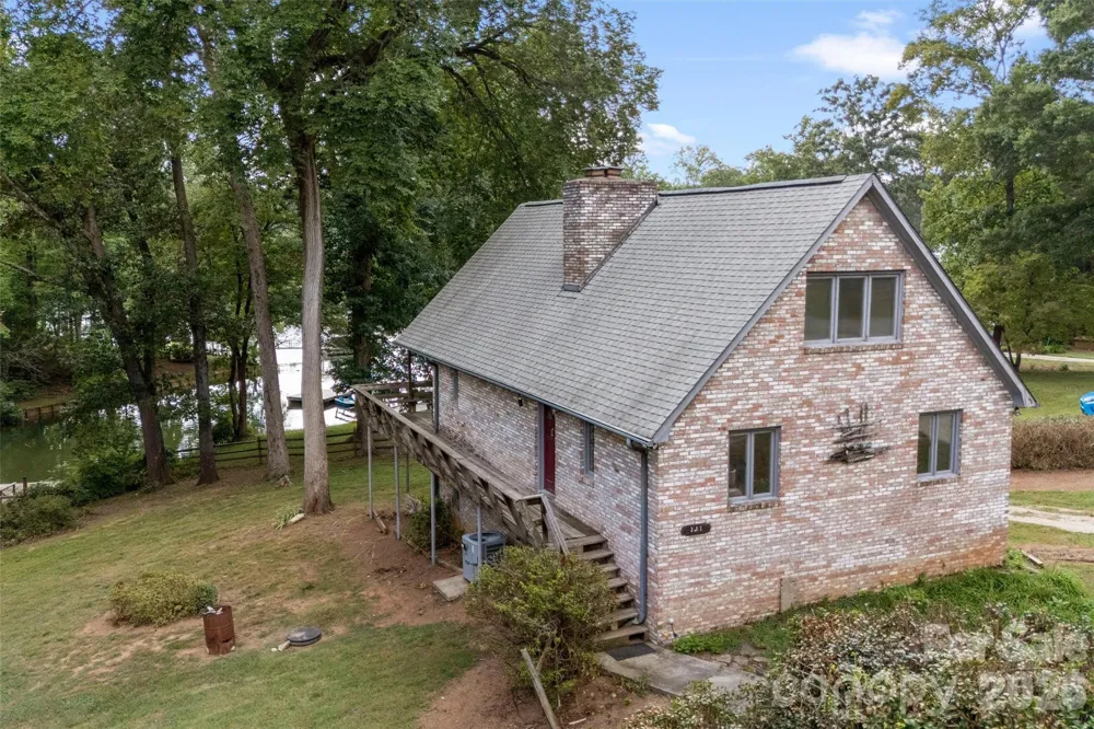 131 Baywatch Drive Mooresville, NC 28117