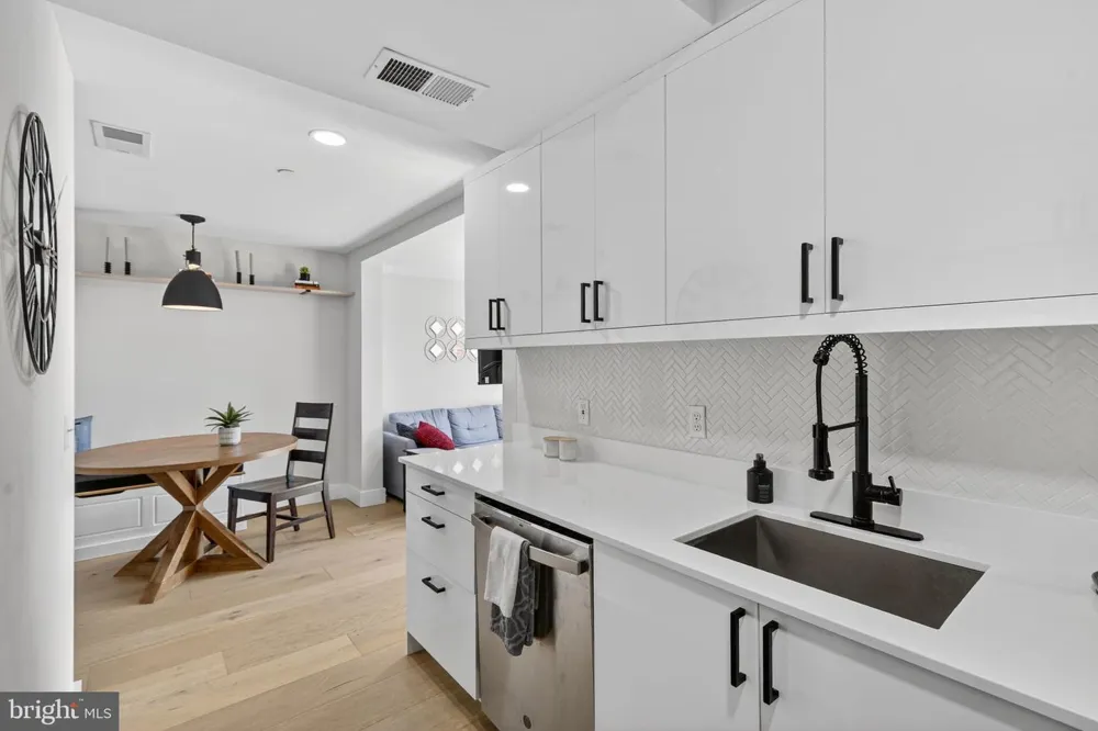 919 12TH STREET NE #305 Washington, DC 20002