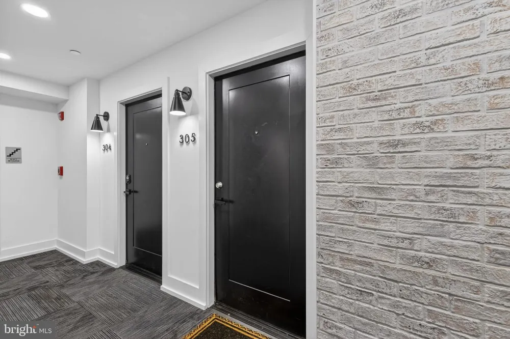 919 12TH STREET NE #305 Washington, DC 20002