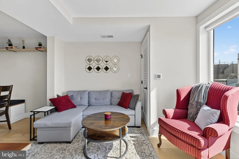 919 12TH STREET NE #305 Washington, DC 20002