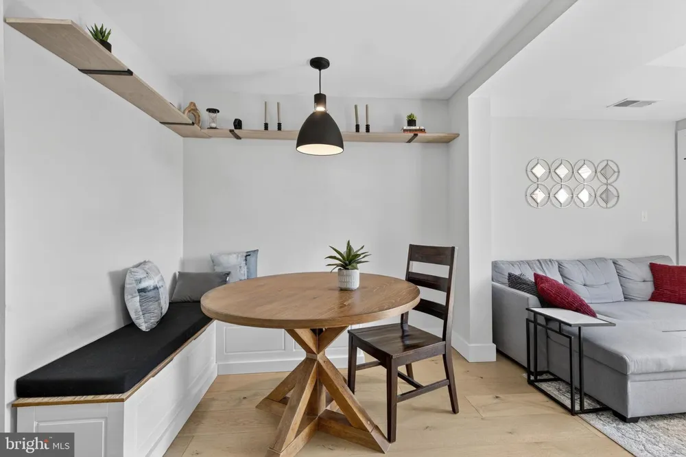 919 12TH STREET NE #305 Washington, DC 20002