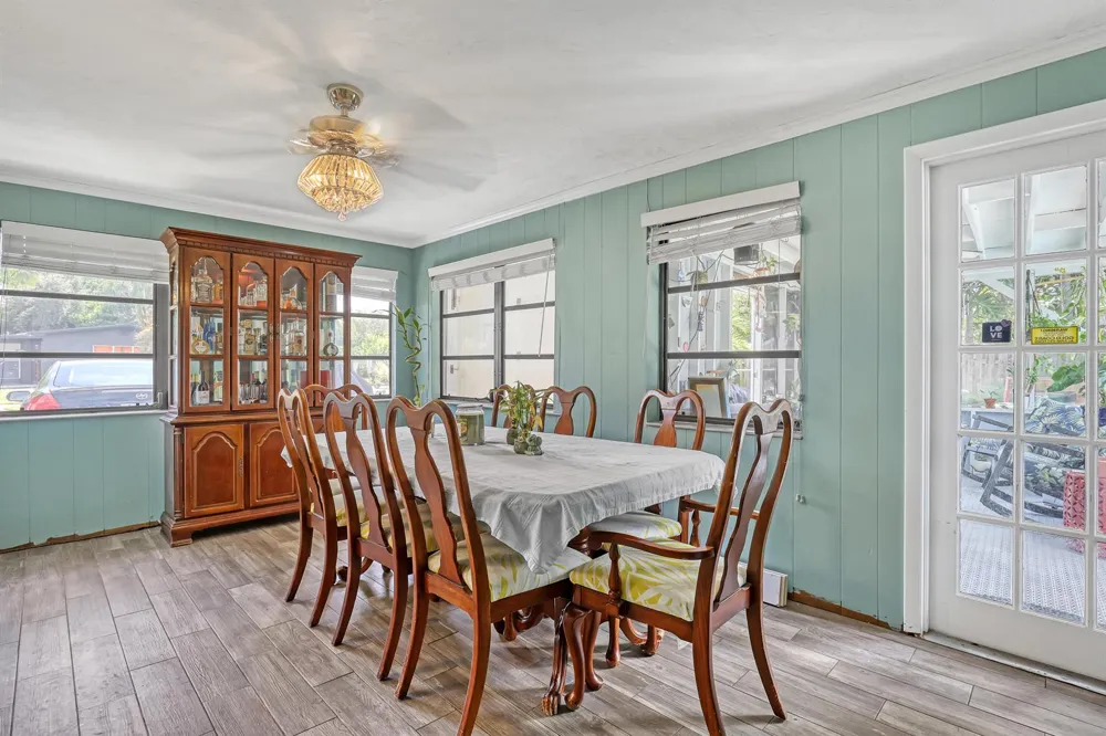 937 W DUVAL STREET Lantana, FL 33462