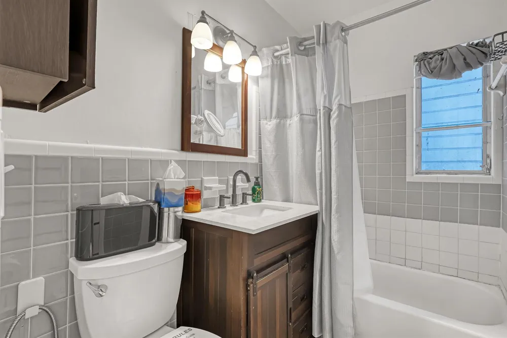 937 W DUVAL STREET Lantana, FL 33462