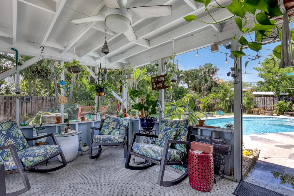 937 W DUVAL STREET Lantana, FL 33462