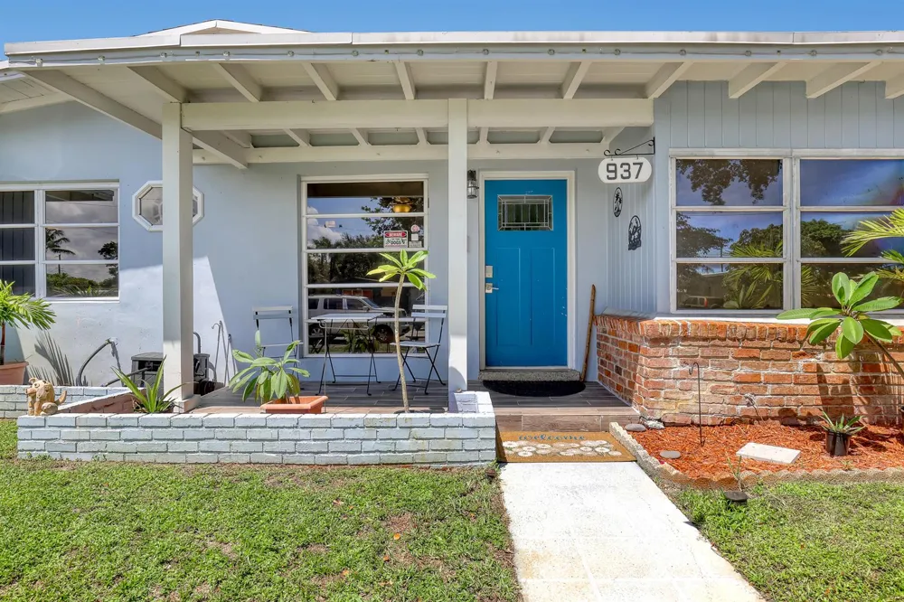 937 W DUVAL STREET Lantana, FL 33462