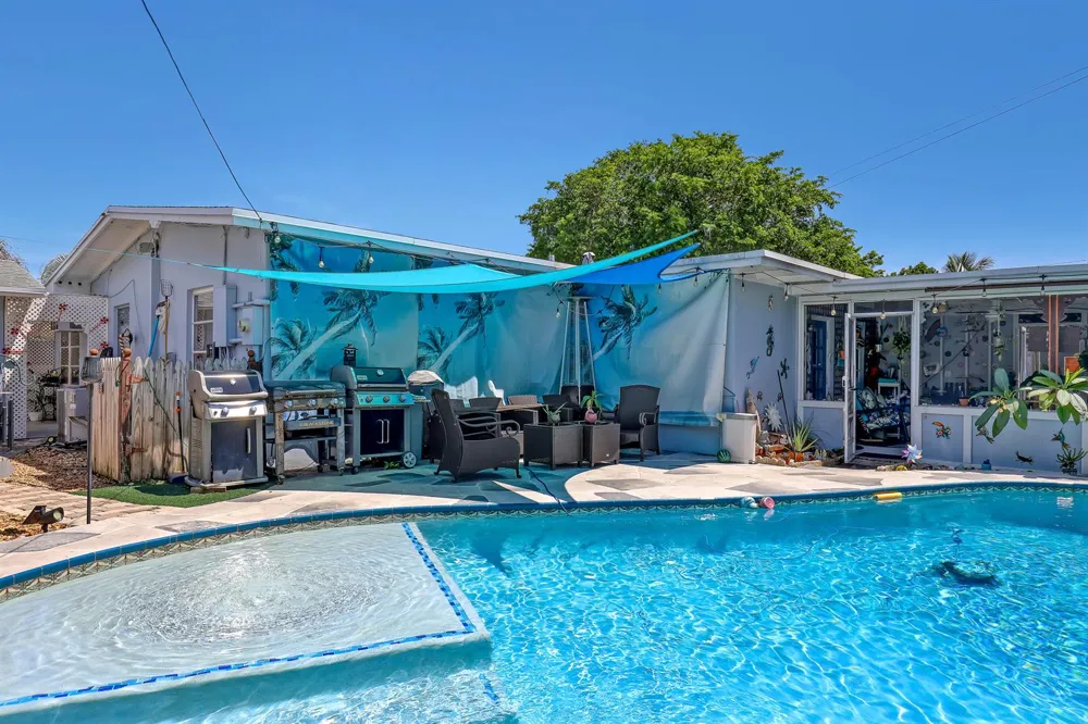 937 W DUVAL STREET Lantana, FL 33462