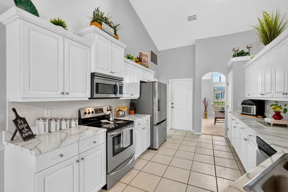 971 LEYBURN DRIVE Deltona, FL 32725