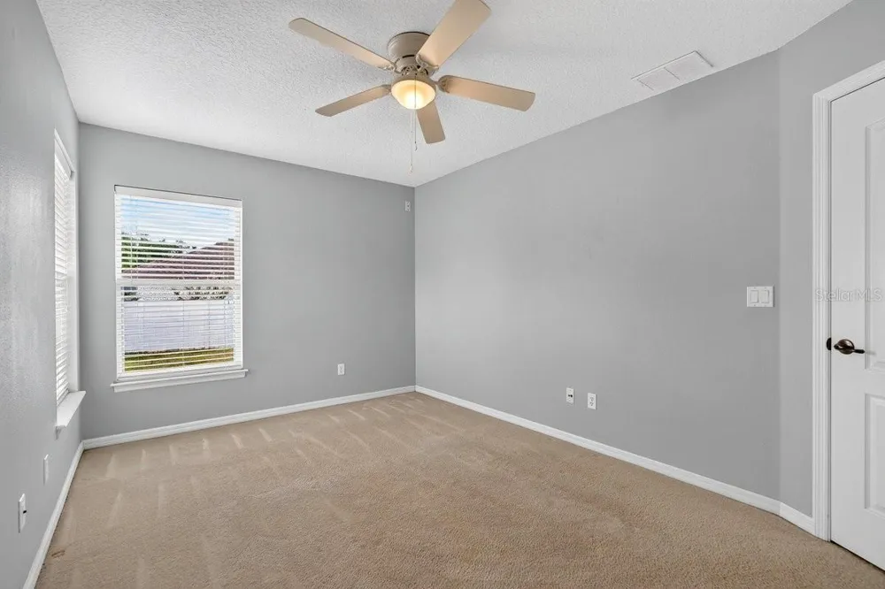 971 LEYBURN DRIVE Deltona, FL 32725