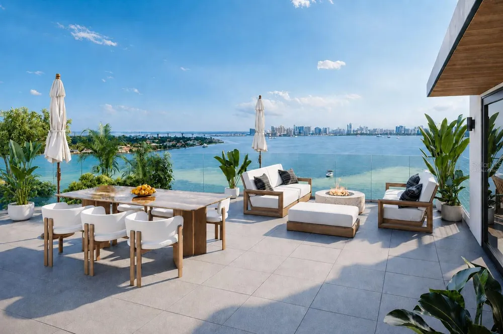 3200 HIGEL AVENUE Sarasota, FL 34242