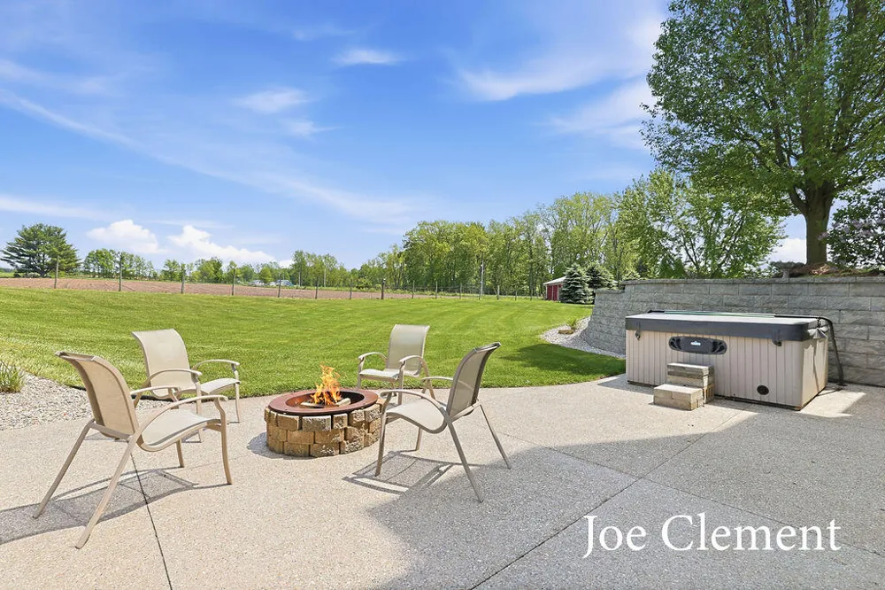 5455 E 112th Street Grant, MI 49327