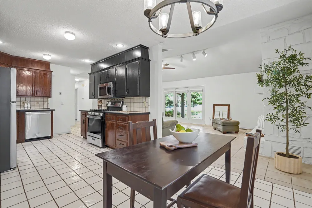 6820 S 32nd West Avenue Tulsa, OK 74132