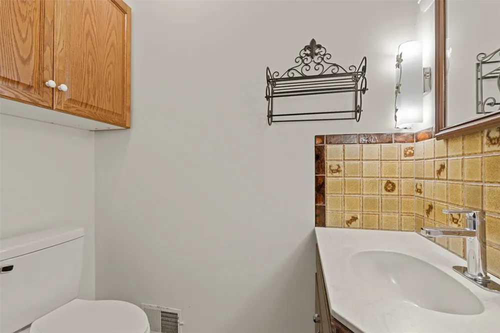 143 Ramblewood Road Bartlesville, OK 74003
