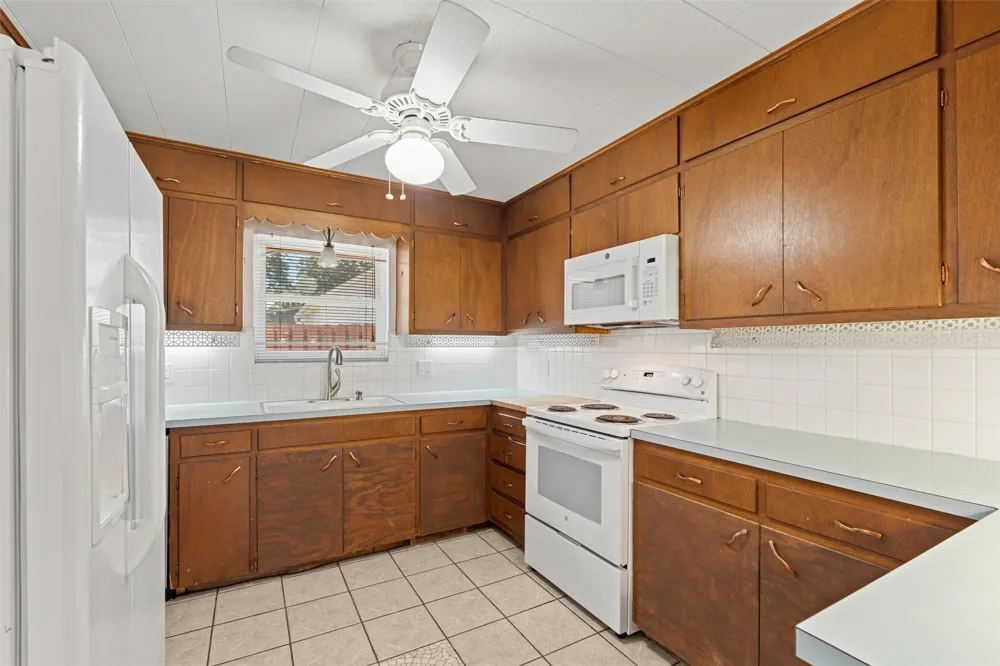 143 Ramblewood Road Bartlesville, OK 74003