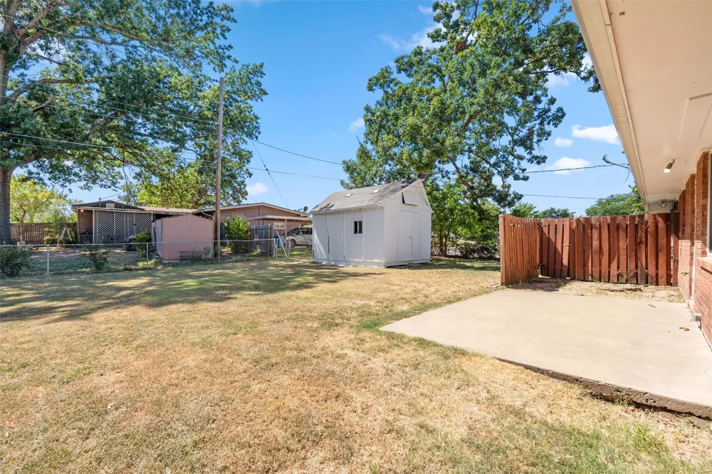 143 Ramblewood Road Bartlesville, OK 74003