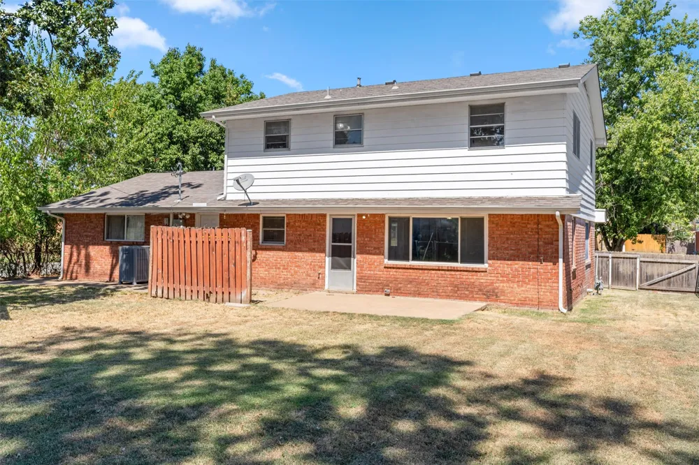 143 Ramblewood Road Bartlesville, OK 74003