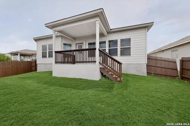1141 AMBER LK Seguin, TX 78155