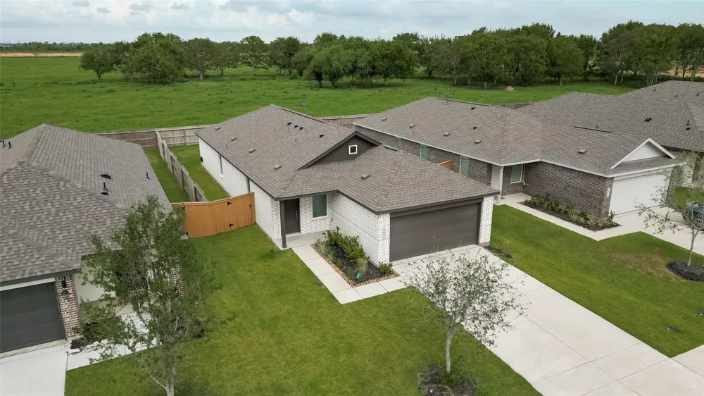 7814 Lavender Jade Drive Rosharon, TX 77583