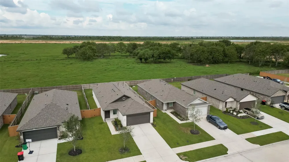 7814 Lavender Jade Drive Rosharon, TX 77583