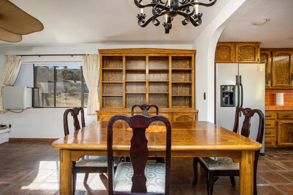 8687 Grand Avenue Yucca Valley, CA 92284
