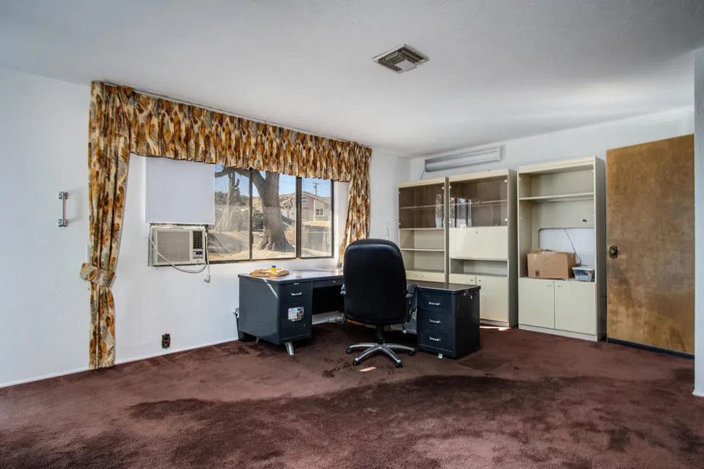 8687 Grand Avenue Yucca Valley, CA 92284