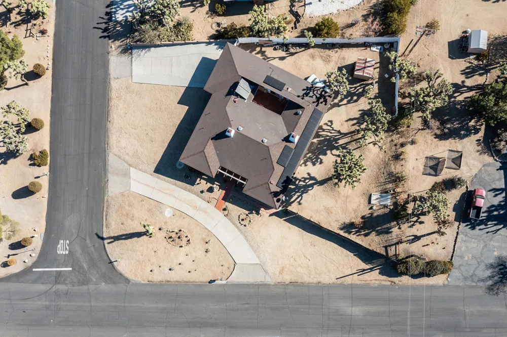 8687 Grand Avenue Yucca Valley, CA 92284