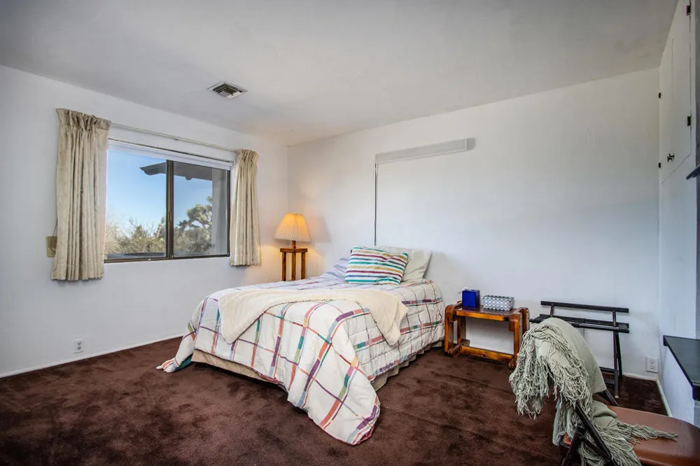 8687 Grand Avenue Yucca Valley, CA 92284