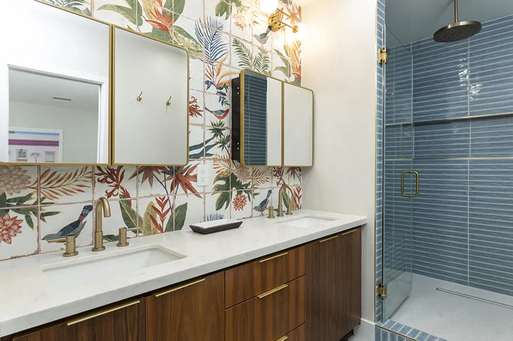 686 S Camino Real Palm Springs, CA 92264
