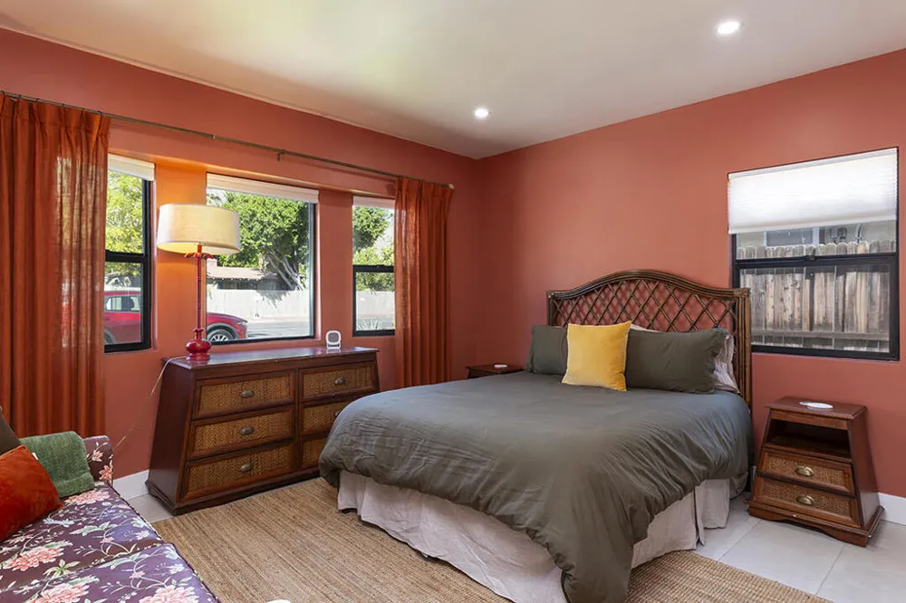 686 S Camino Real Palm Springs, CA 92264