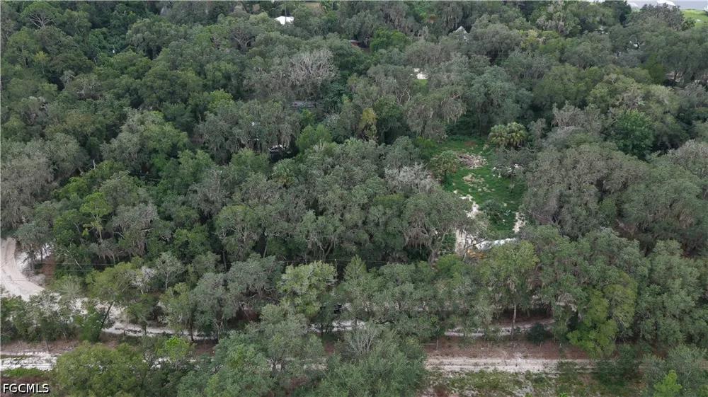  Hawthorne, FL 32640