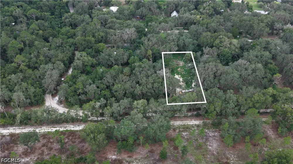  Hawthorne, FL 32640