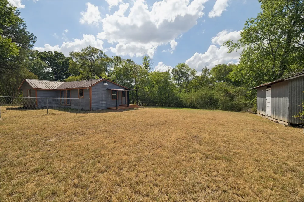 406 S Carter Road Malakoff, TX 75148