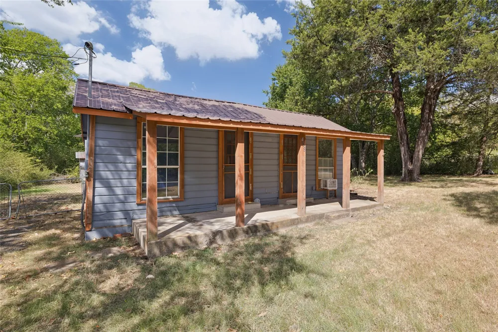 406 S Carter Road Malakoff, TX 75148