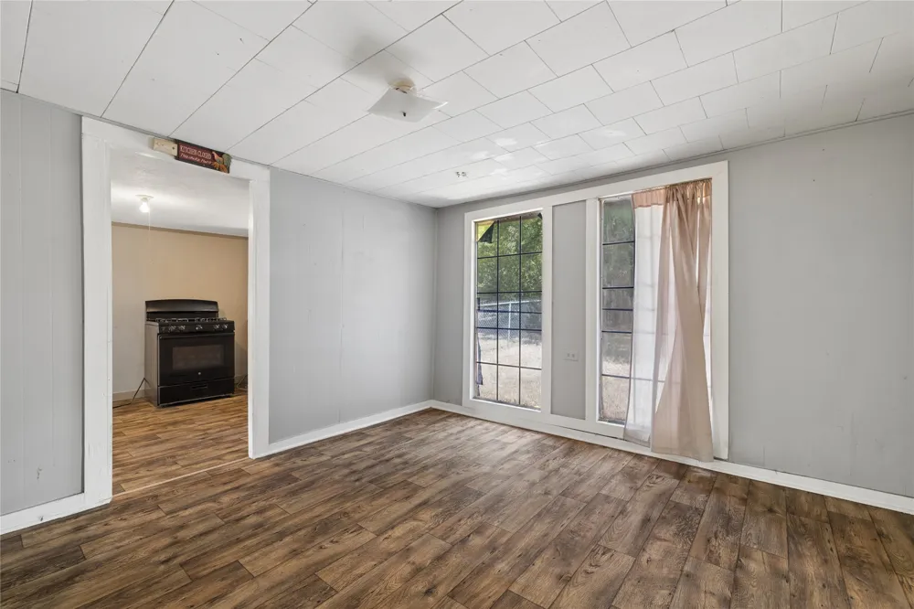 406 S Carter Road Malakoff, TX 75148