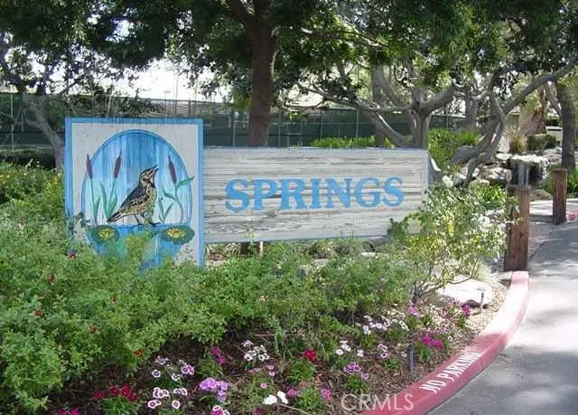 165 Streamwood Irvine, CA 92620