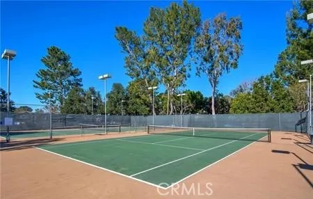 165 Streamwood Irvine, CA 92620