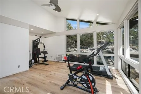 165 Streamwood Irvine, CA 92620