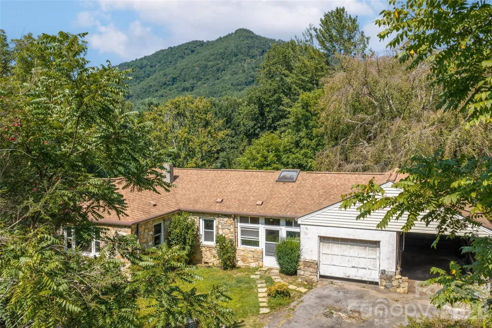 48 & 49 Cedar Mountain Road Asheville, NC 28803
