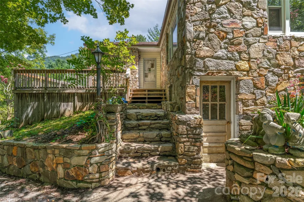 48 & 49 Cedar Mountain Road Asheville, NC 28803