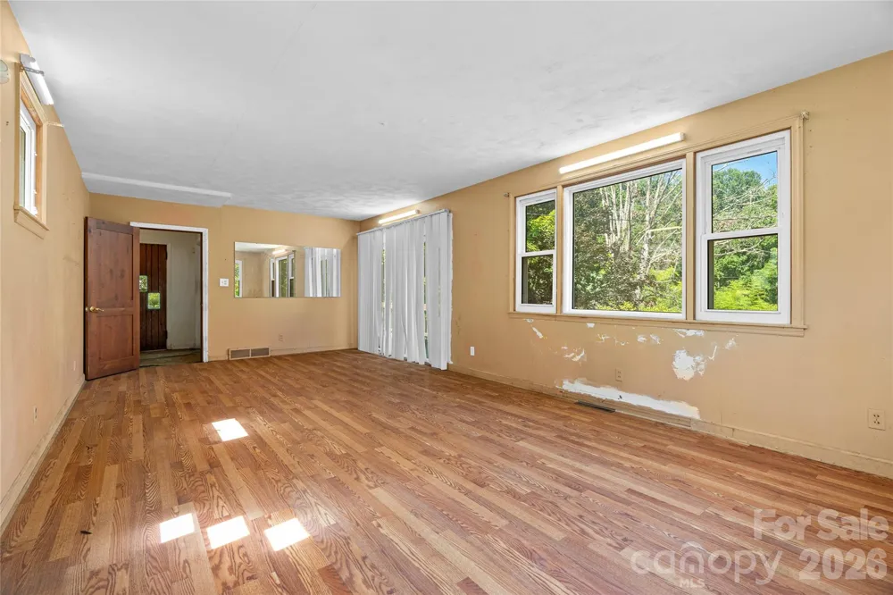 48 & 49 Cedar Mountain Road Asheville, NC 28803