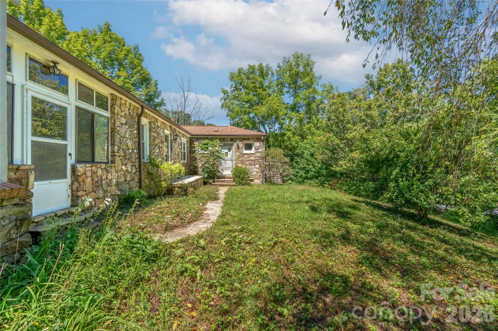 48 & 49 Cedar Mountain Road Asheville, NC 28803