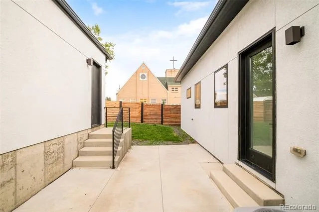 4755 Elm Court Denver, CO 80211