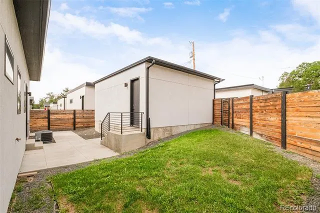 4755 Elm Court Denver, CO 80211