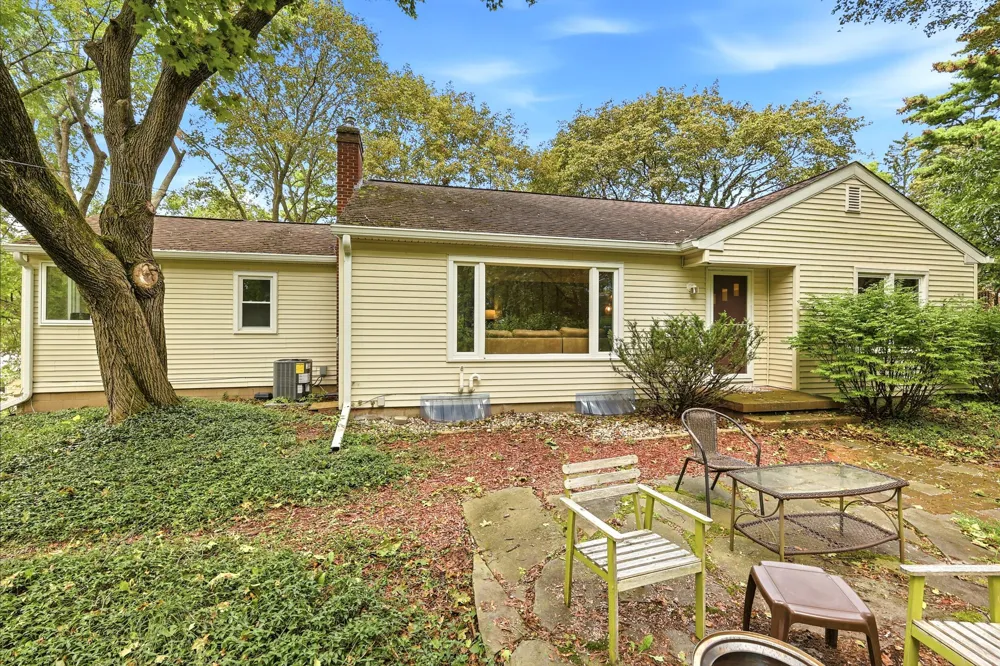 1205 Pinehurst Boulevard Kalamazoo Charter Township, MI 49006