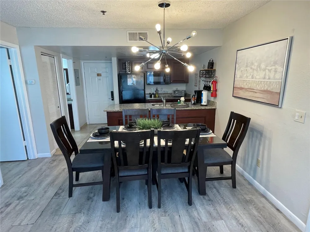 6336 PARC CORNICHE DRIVE #3313 Orlando, FL 32821