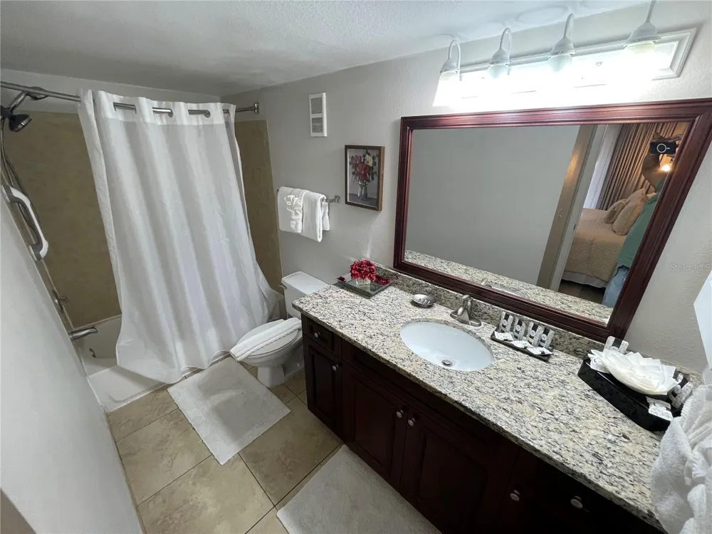 6336 PARC CORNICHE DRIVE #3313 Orlando, FL 32821