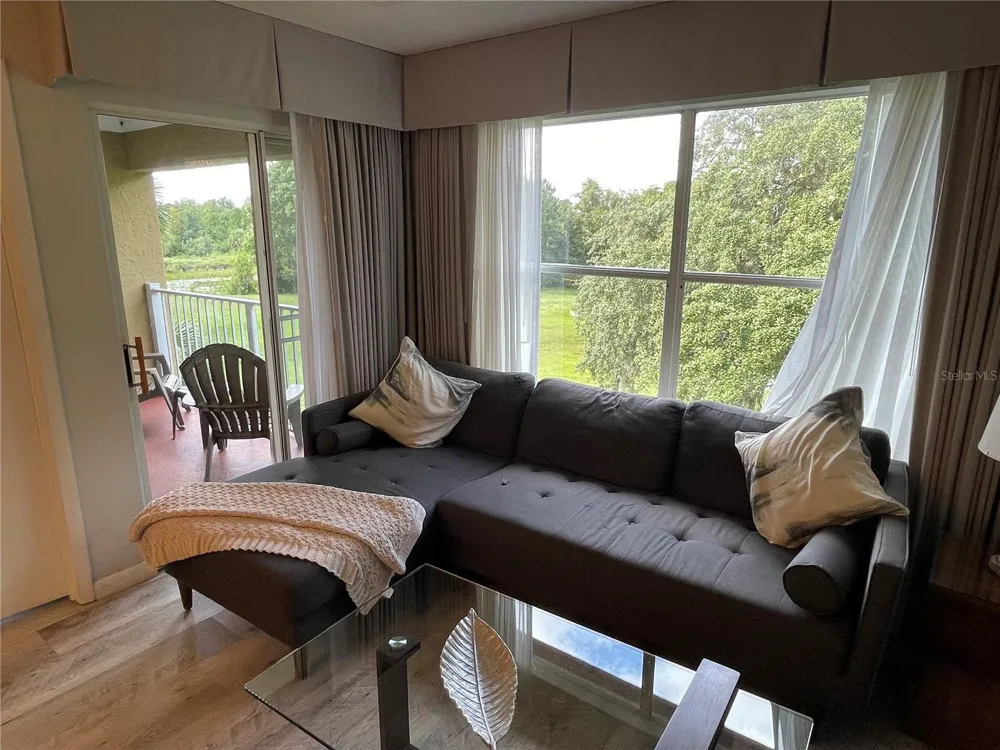 6336 PARC CORNICHE DRIVE #3313 Orlando, FL 32821