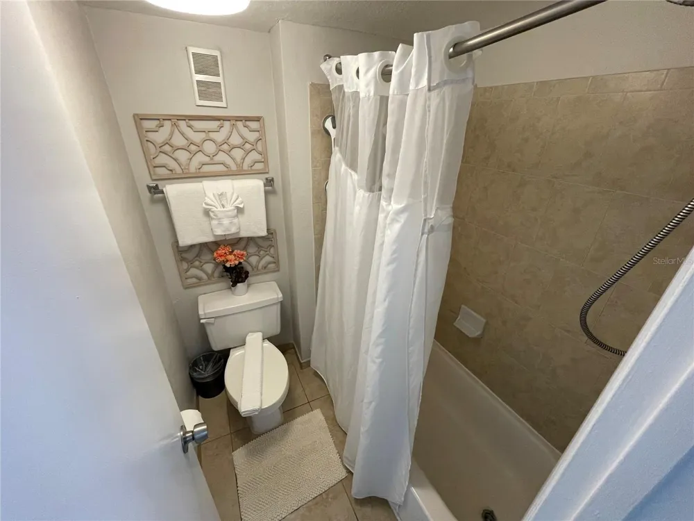 6336 PARC CORNICHE DRIVE #3313 Orlando, FL 32821
