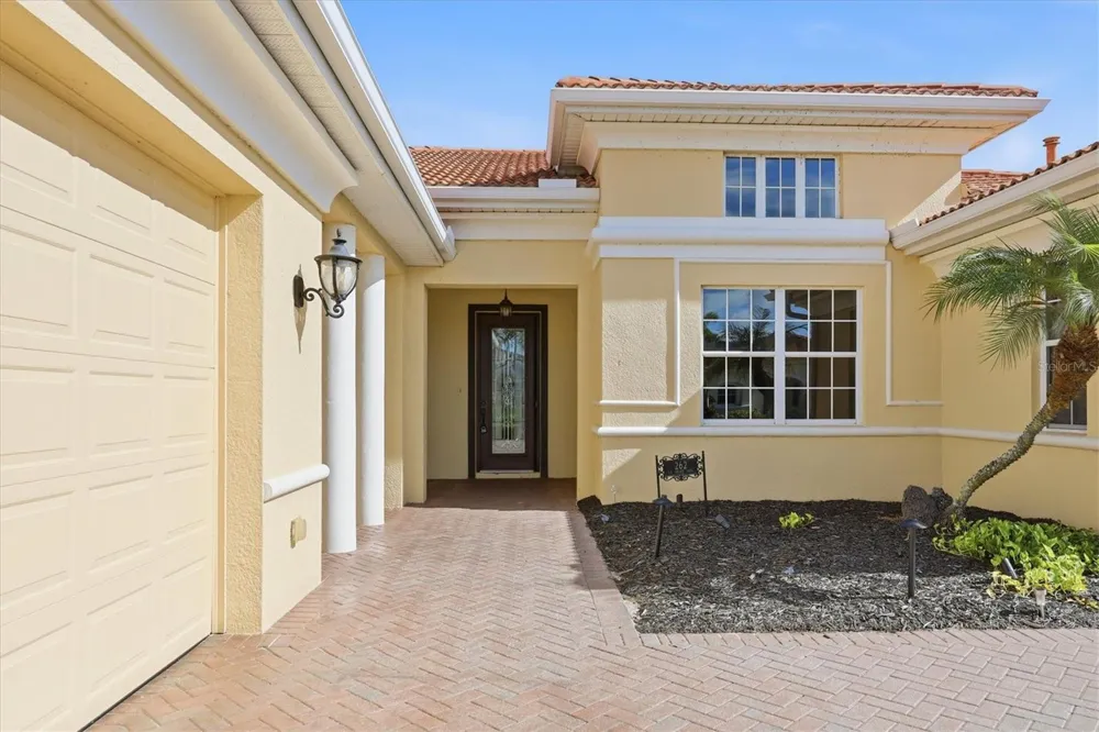 262 MONTELLUNA DRIVE North Venice, FL 34275